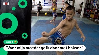 Kinderen in Thailand moeten soms vechten voor geld [upl. by Barina420]