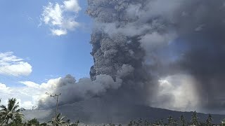 Flights to and from Bali cancelled after volcanic eruption [upl. by Tsew]