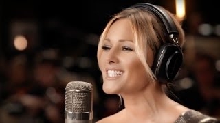 Helene Fischer  Sleigh Ride Aufnahmen Abbey Road Studios London [upl. by Winny619]