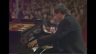 Grigory Sokolov plays Beethoven Piano Sonata no 4 op 7 – video 1990 [upl. by Nnahtur452]