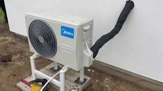 Klimatyzacja do grzania i chlodzenia Midea Breezeless 5kW  praca w grzaniu do 30 stopni [upl. by Osgood]