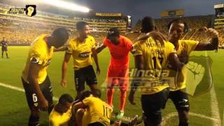 Celebraciones de Alvez y Blanco luego de sus goles anotados [upl. by Willey]