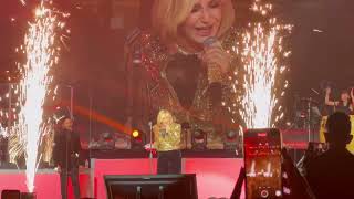 Googoosh  Final Performance  Kavir  Final Chapter Tour Las Vegas 4K HDR [upl. by Avad]