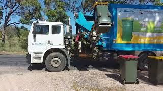 Stanthorpe Garbage amp Recycling ♻️ Double Garbo [upl. by Trinl]