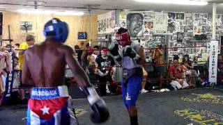 Guillermo Rigondeaux technical sparring [upl. by Adirahs]