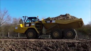 BINET TRAVAUX PUBLICS Tombereau Caterpillar 725C [upl. by Kelton]