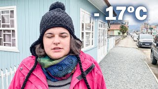 Como vivem as pessoas na cidade mais fria do Brasil 17ºC [upl. by Rialcnis]