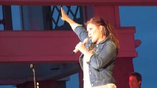 Peace Sign  Jo Dee Messina Tanner Park August 7 2013 [upl. by Atikcir]