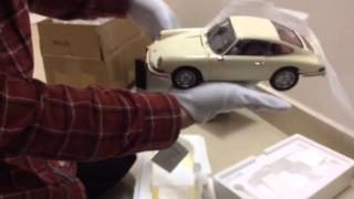 Unbox CMC Porsche 901 1964 Sportcoupe Scale 118 [upl. by Derwood]