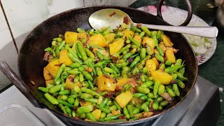 Aloo Moongre Ki Sabji  Radish Pod [upl. by Dadivitan19]