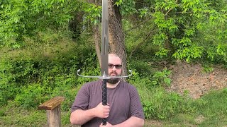 CAS Hanwei Lowlander Greatsword Review  Sure its 6 long but why [upl. by Painter]