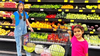 Wendy and Ellie Go Grocery Shopping  Kids Learn Healthy Food Choices [upl. by Atinal]