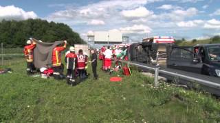 Unfall auf der A92 sieben Verletzte [upl. by Aesoh262]