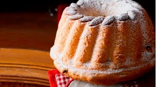 Kugelhupf o Gugelhupf Dolce di Natale Ricetta originale [upl. by Eidurt]