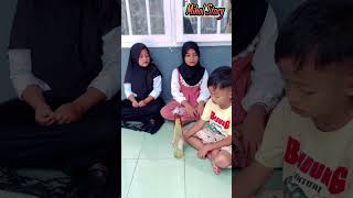 TIAN JUALAN MADU ASLI😅🤣🙈 trending comedy humorsegar funny ngeshortsbareng [upl. by Nielsen]