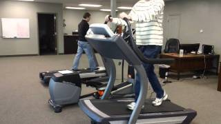 NordicTrack x9i Incline Trainer vs regular Commercial 1750 [upl. by Lessirg]