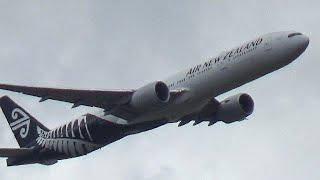 Air New Zealand Boeing 777 NZ124 departs Melbourne Airport for Auckland on Monday 4 November 2024 [upl. by Atenik]