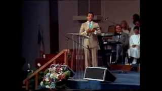 Kathryn Kuhlman with Carlton Pearson [upl. by Aehtela60]