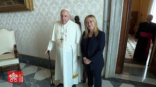 Papa Francesco incontra Giorgia Meloni prima udienza in Vaticano della premier 10 gennaio 2023 [upl. by Annoyik]