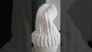 Bonnet en laine chenille fait au tricotin circulaire [upl. by Drolyag]