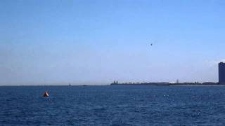 B1b Bomber flyover during Chicago Air amp Water Show 81510 [upl. by Notrom765]