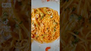 Spaghetti mit Gemüse cookingshorts food pasta goodfood recipe cooking easyrecipe [upl. by Hurless]