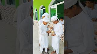 Ek Hafiz ka rutba kya hai cal Ko pata chal jaega islamicvideo reels viralvideo sorts newnaat [upl. by Anilorac602]