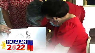 Imelda Marcos casts vote in Ilocos Norte  Halalan 2022 [upl. by Linzy521]