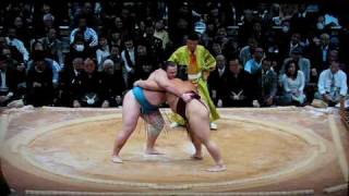 Baruto vs Kisenosato Day4 KyushuBasho 2009 Nov [upl. by Stutman]