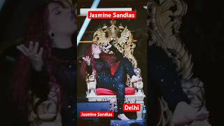 Jasmine Sandlas live performance in Delhi  singing Rude intro bond paadu  abusing in live show m [upl. by Michale]