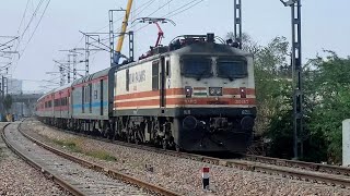 3 in 1 Electric Superfast Trains Crossing Bathinda Junction  Gorakhdham  Punjab Mail  Delhi SF [upl. by Daisey]