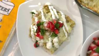 Green Chile Chicken Enchilada Casserole Recipe with Markook Flatbread by Breadmasters ARAZ [upl. by Vasileior]