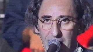 Battiato  Di passaggio live [upl. by Kos]