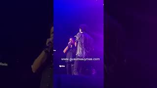 Sebastián Yatra y Carlos Vives cantando quotRobarte un Besoquot en Miami [upl. by Eward525]