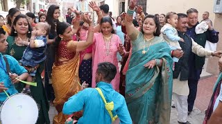 शादी में बैंड टीम ने लगाई जबरदस्त रौनक  Marvelous Garhwali Dance amp Jaunsari Band Baja [upl. by Neddy968]