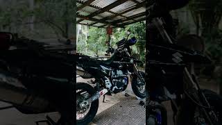 😍😘 tracker stickercutting stickering modified drz400 [upl. by Ajna]