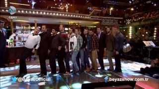 Beyaz Ahmet Kural ve Murat Cemcirden Sivas Halayı Beyaz Show 2013 Twitter SivasHalayi [upl. by Pepillo]