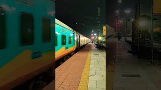 RAJDHANI Vs VANDE BHARAT indianrailways trending youtubechannel shorts techno locolocopilot [upl. by Nellir]