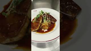 Poêlé de foie gras et choucroute caramélisée sauce bigarade [upl. by Zulch578]