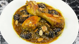 TAJINE DE POULET AUX PRUNEAUX 🍗 Version rapide et simplifiée  Deli Cuisine [upl. by Blondy]