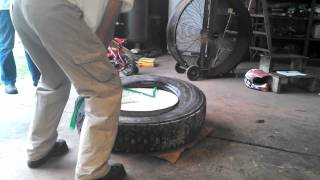 Dismounting a truck tire using Ken tool serpent [upl. by Kilan]