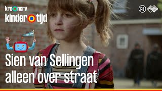 Alleen over straat  Sien van Sellingen Kindertijd KRONCRV [upl. by Hendrickson]