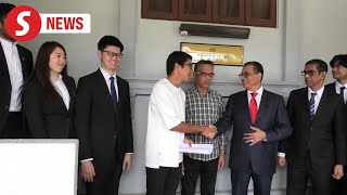 Syed Saddiq apologises to Najib’s exaide [upl. by Leay]