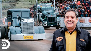 La primera carrera de quotTracto  Camionesquot de Martín Vaca  Mexicánicos  Discovery Latinoamérica [upl. by Buroker199]