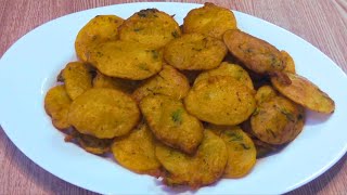 Aloo Pakora Recipe  कुरकुरे आलू के पकोड़े  Potato Snacks  Ramzan Iftar Special Recipes  Snacks [upl. by Jareen]