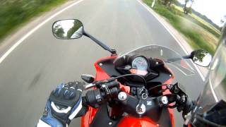 Honda CBR 125r 0100 KMH Acceleration  SpeedSluts  HD [upl. by Repmek]