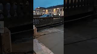 Il famoso porto canale di Cesenatico si e trasformato in un fiume in piena 😳Allagate molte aree [upl. by Middle]