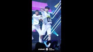 MUBEAT X Show Champion 180620 ONF 온앤오프 complete 널 만난 순간 라운 LAUN Focused CAM [upl. by Akselav]