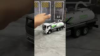 Unboxing of 132 metal urban watering truck model [upl. by Ecnahc]