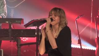 Louane  Jour 1  Paris 05032018 [upl. by Ohcamac]